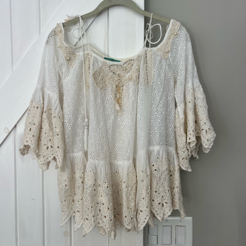 Elegant White Lace Blouse